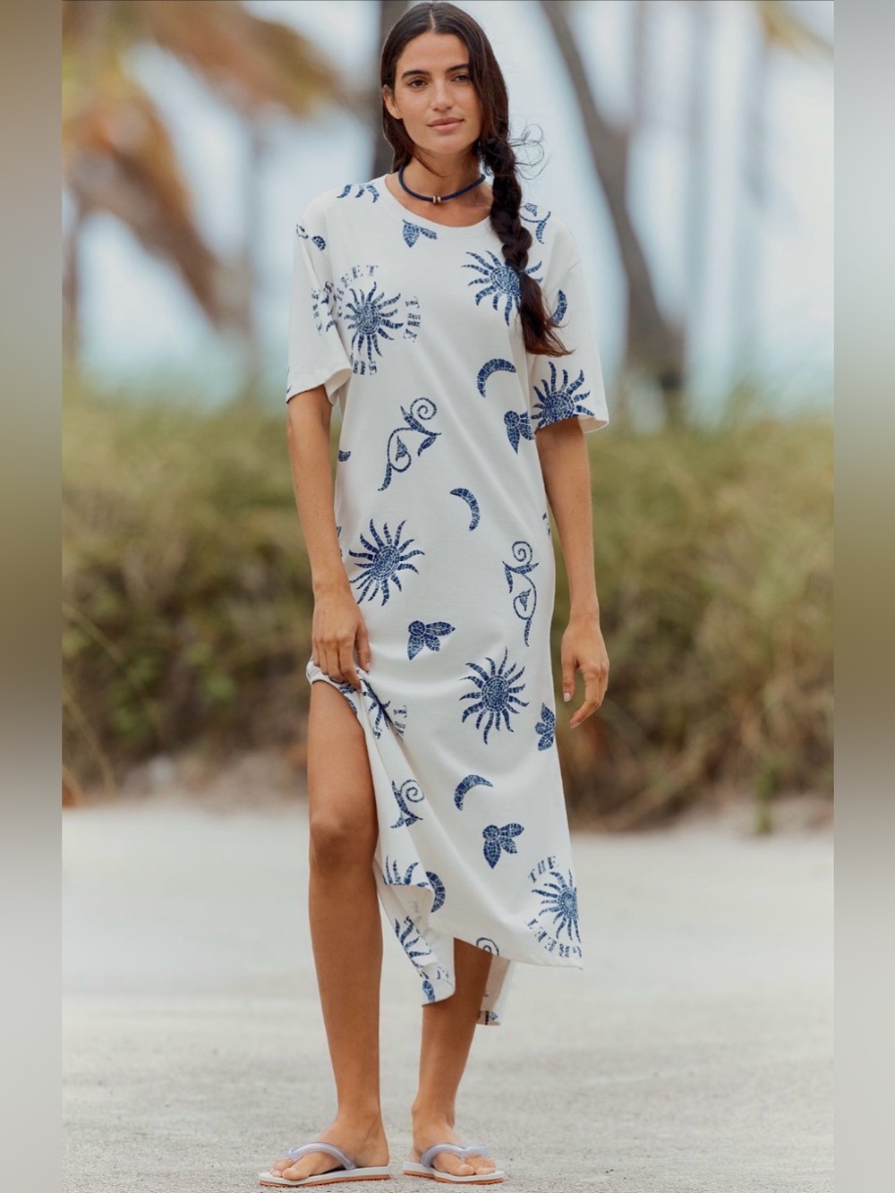 NWT Celandine graphic maxi t-shirt dress w/ free belt from Anthropologie. Womens